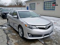 Toyota Camry  - 2014