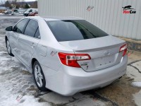 Toyota Camry  - 2014