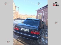 Mercedes-Benz E 240 - 2000