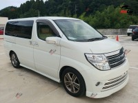 Nissan Elgrand - 2006