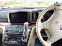Nissan Elgrand - 2004