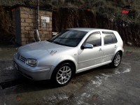 Volkswagen Golf - 2003
