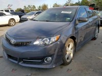 Toyota Camry - 2012