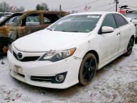 Toyota Camry - 2012