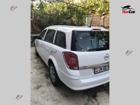 Opel Astra - 2009