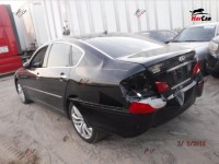 Infiniti M35 - 2007