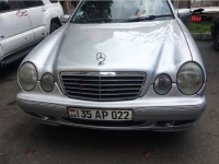 Mercedes-Benz 320 - 2000