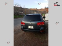 Volkswagen Touareg - 2004