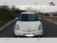 Mazda Verisa - 2004