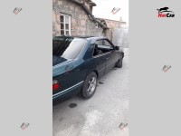 Mercedes-Benz E 220 - 1995