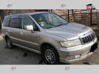 Mitsubishi Chariot - 2001