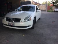 Nissan Maxima - 2004