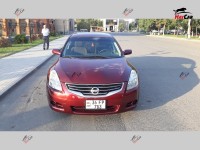 Nissan Altima - 2010