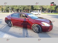 Nissan Altima - 2010