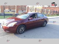 Nissan Altima - 2010