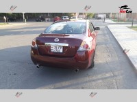 Nissan Altima - 2010
