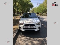 Mitsubishi Outlander - 2015