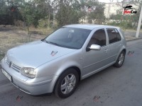 Volkswagen Golf - 2002