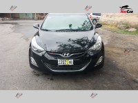 Hyundai Elantra - 2013
