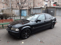 BMW 323 - 2000