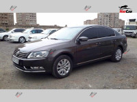 Volkswagen Passat - 2012