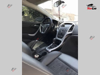 Opel Astra - 2012