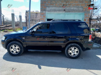 Ford Escape - 2005