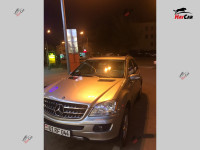 Mercedes-Benz ML 350 - 2005