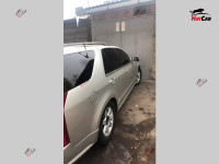 Cadillac SRX - 2003